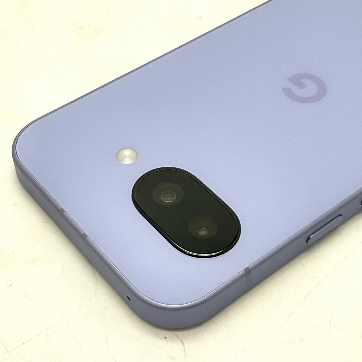 【全額返金保証】【最速発送】Google Pixel 9a 256GB アイリス SIMフリー G3Y12 白ロム 美品 動作確認済