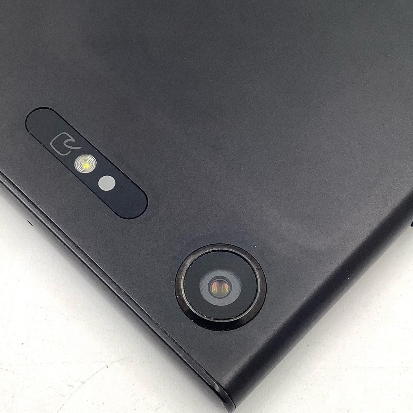 【全額返金保証】【最速発送】Sony Xperia XZ1 64GB ブラック docomo SO-01K 白ロム 動作確認済