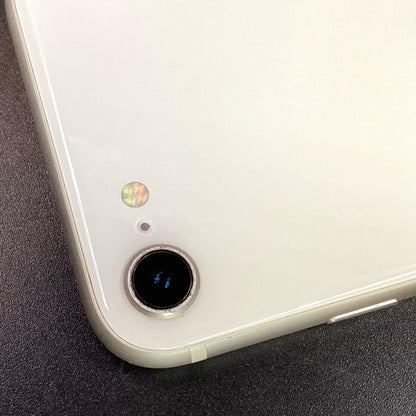 【全額返金保証】【最速発送】Apple iPhone iPhone SE（第3世代） 64GB スターライト Softbank 白ロム 動作確認済 75%