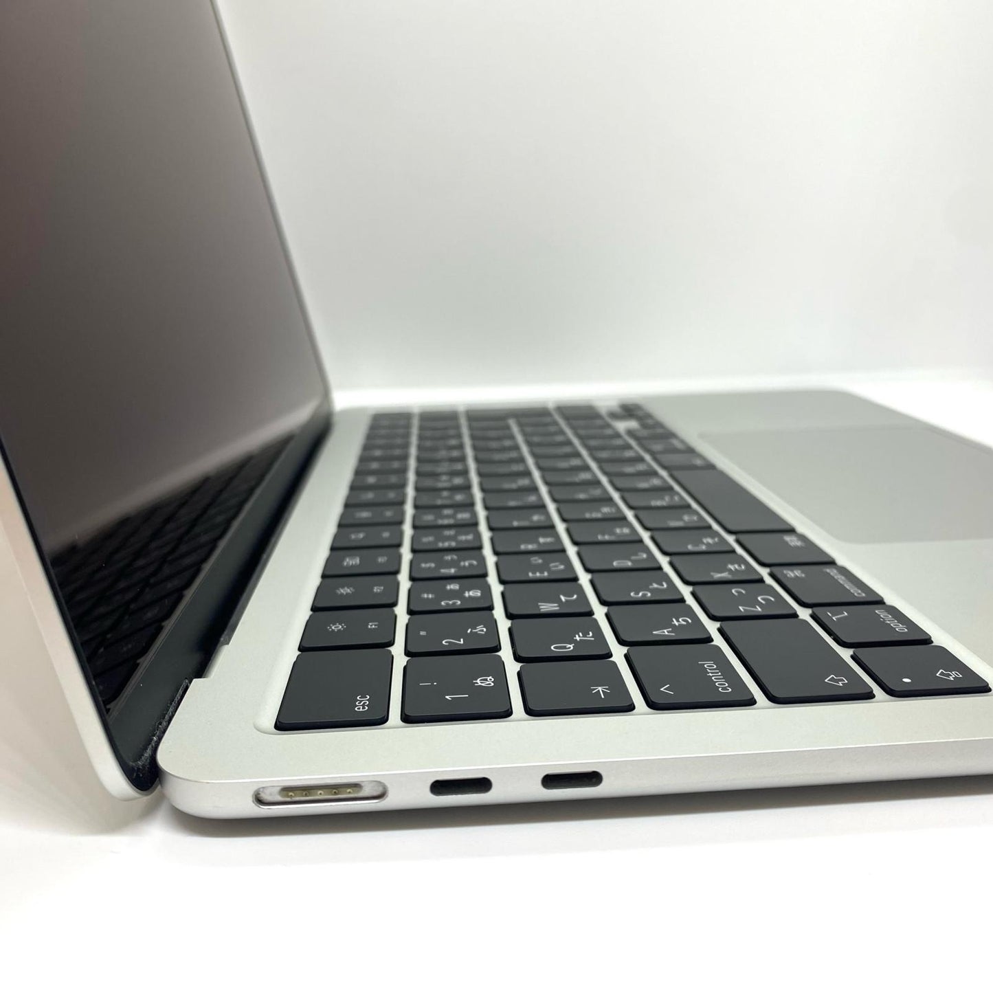 【全額返金保証】【最速発送】Apple MacBook Air 13.6インチ 2022 Apple M2 8GB 256GB シルバー 91% 動作確認済