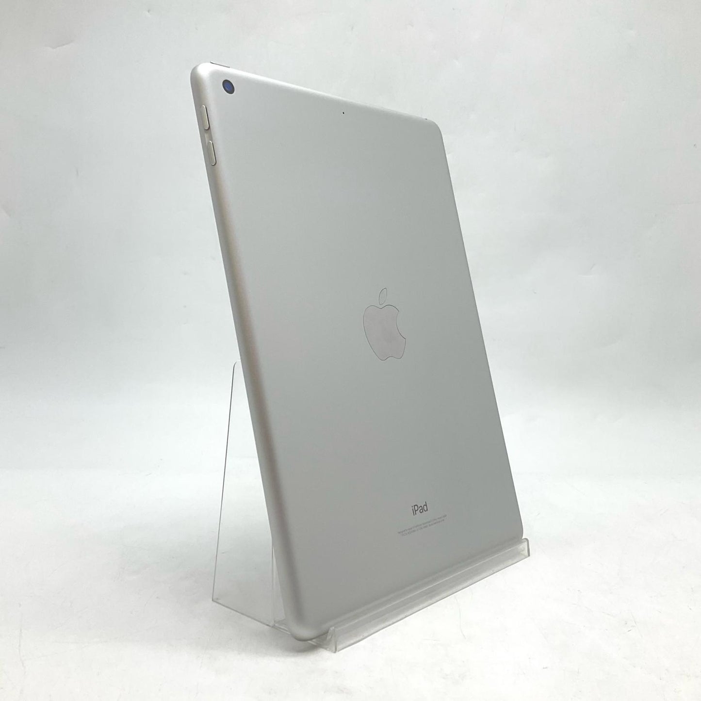【全額返金保証】【最速発送】Apple iPad iPad 9.7インチ 第6世代 32GB シルバー Wi-Fi 動作確認済