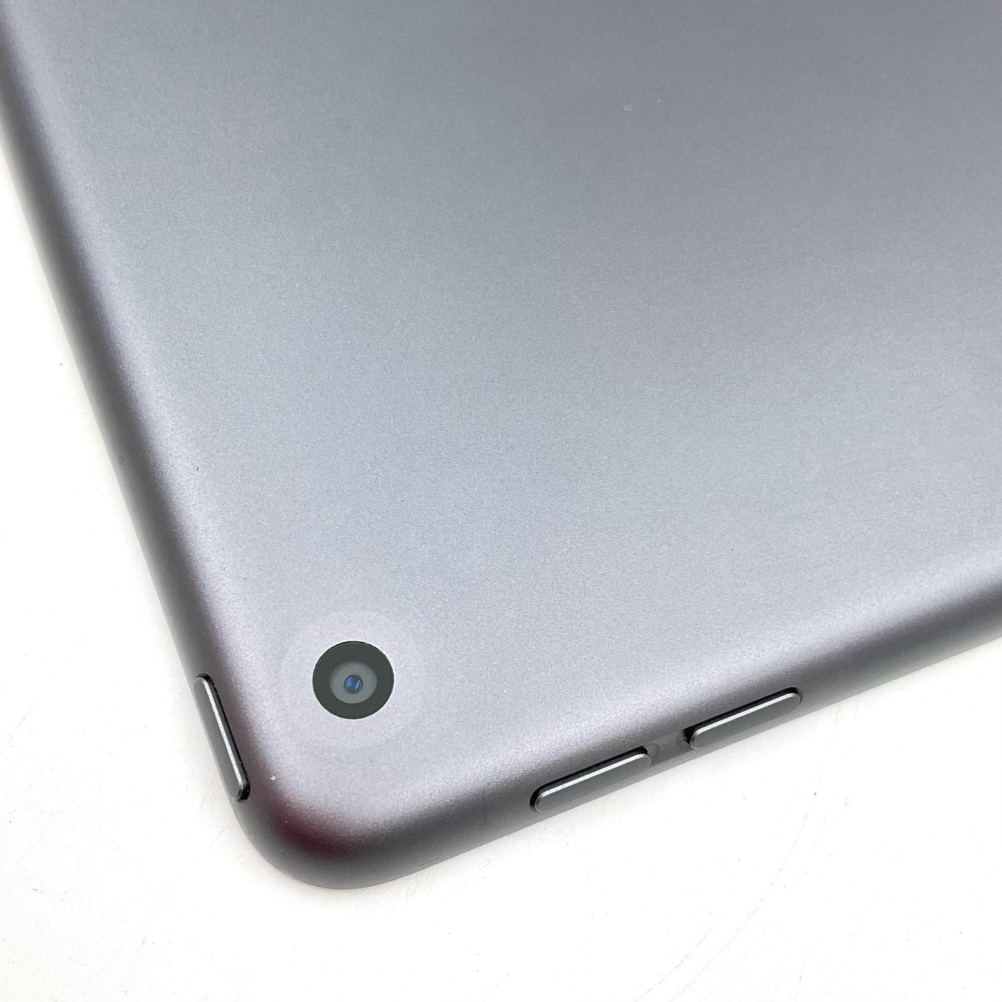【全額返金保証】【最速発送】Apple iPad iPad 10.2インチ 第7世代 32GB スペースグレイ Wi-Fi 動作確認済