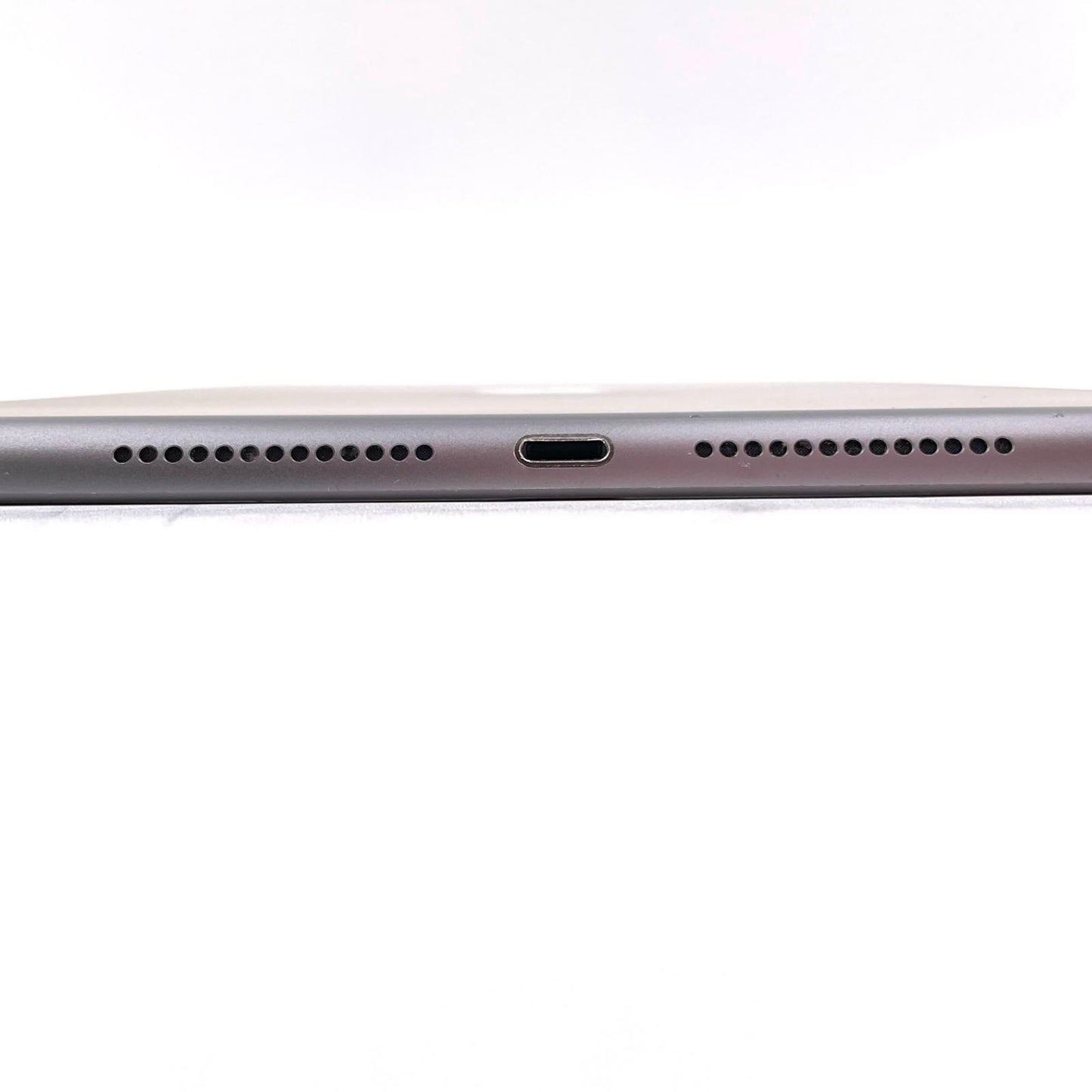 【全額返金保証】【最速発送】Apple iPad iPad 10.2インチ 第7世代 32GB スペースグレイ Wi-Fi 動作確認済
