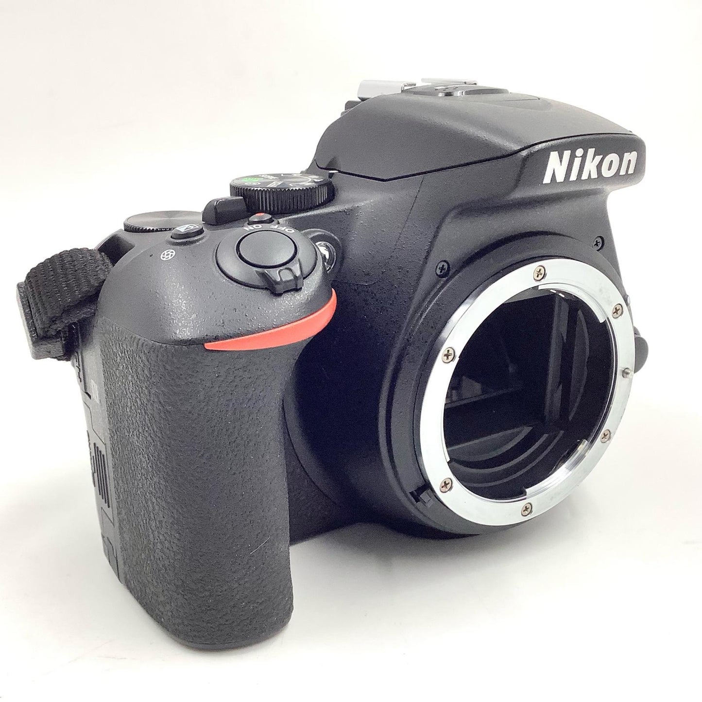 【全額返金保証】【最速発送】Nikon デジタル一眼 D5600 ボディ ブラック 美品 動作確認済