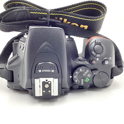 【全額返金保証】【最速発送】Nikon デジタル一眼 D5600 ボディ ブラック 美品 動作確認済