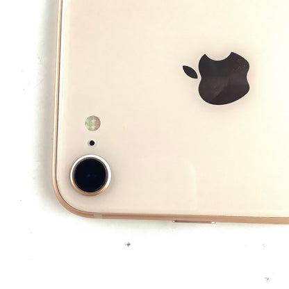【全額返金保証】【最速発送】Apple iPhone iPhone 8 64GB ゴールド docomo 白ロム 動作確認済 72%
