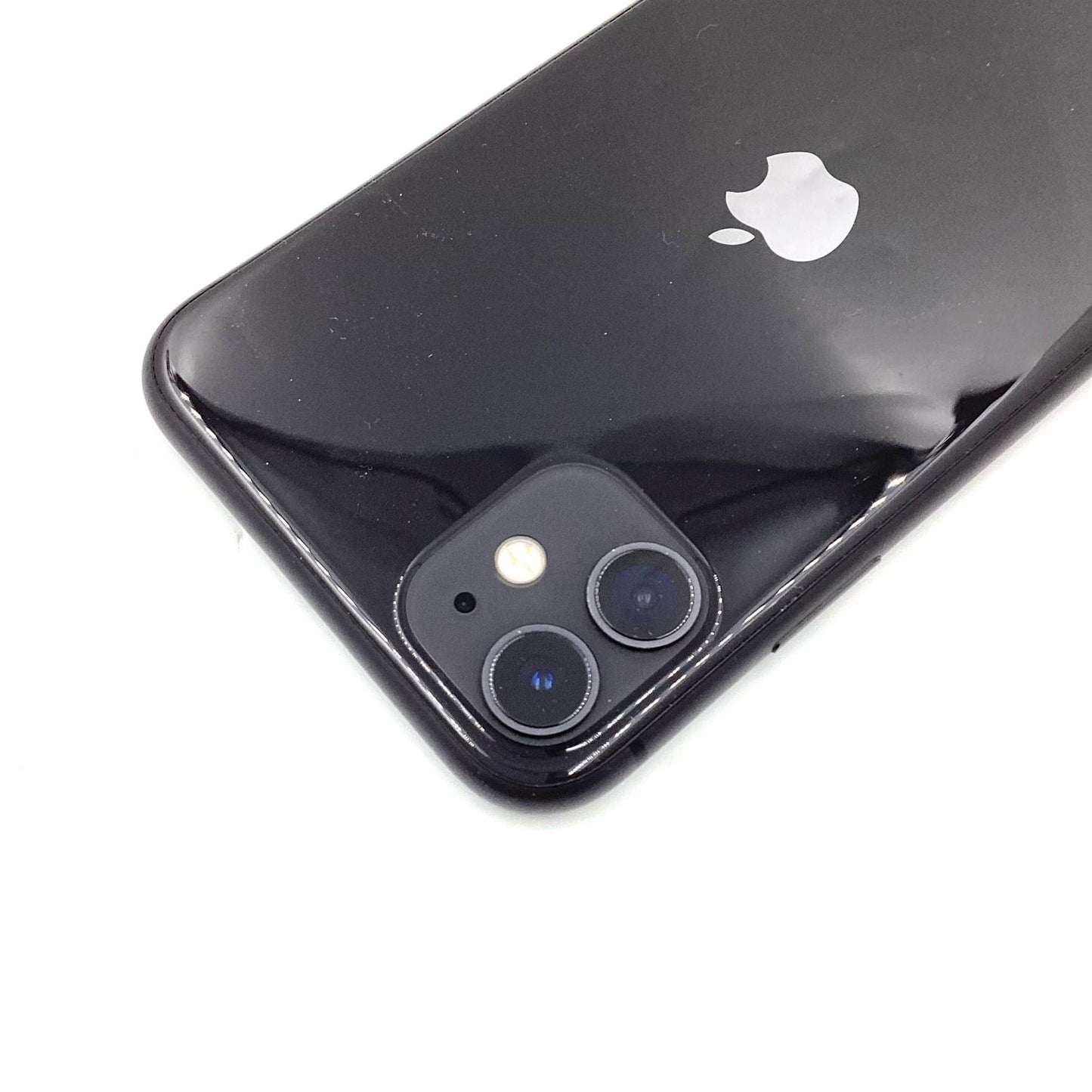 【全額返金保証】【最速発送】Apple iPhone iPhone 11 64GB ブラック Softbank 白ロム 動作確認済 72%