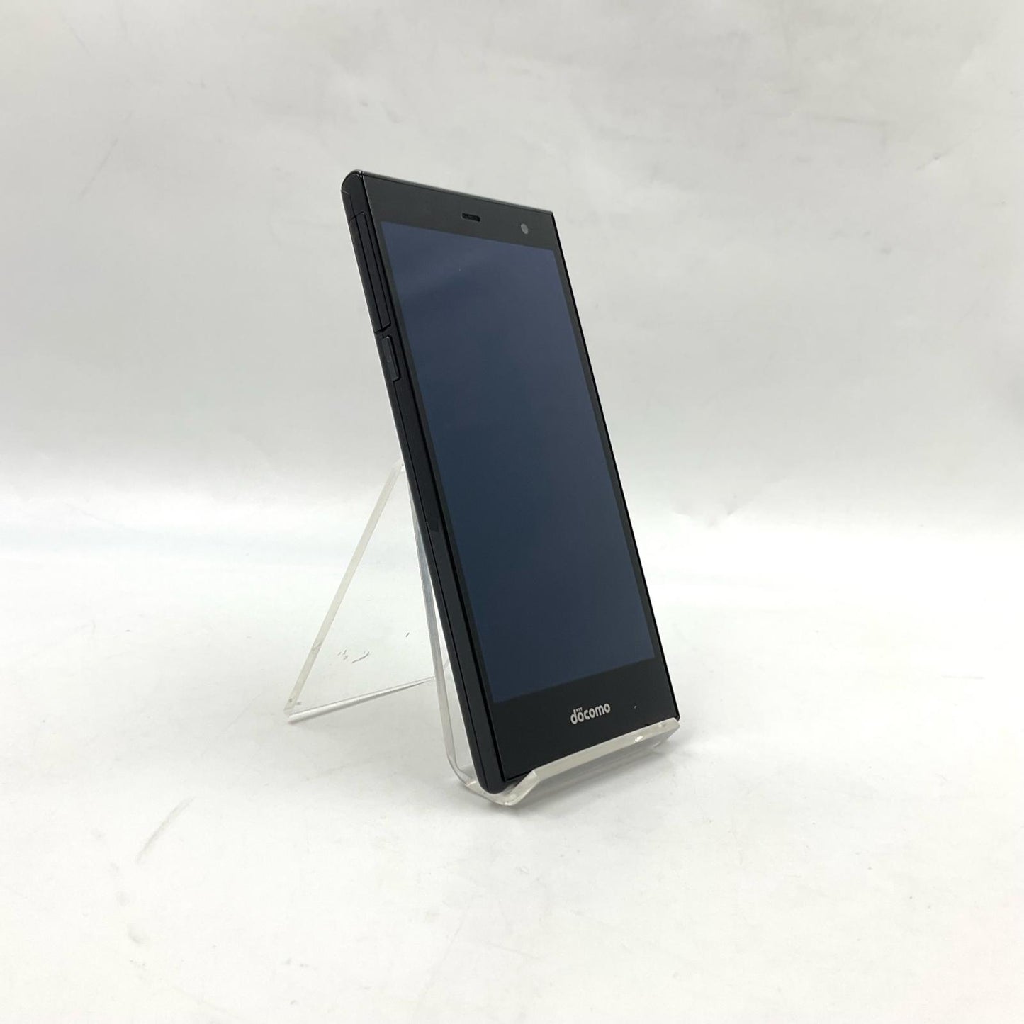【最速発送】 arrows Fit 16GB ブラック系 docomo F-01H 白ロム【難有】