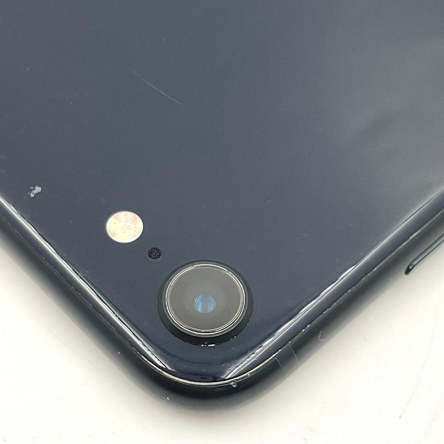 【最速発送】Apple iPhone iPhone SE (第3世代) 128GB Midnight docomo SIMフリー 白ロム【難有】 91%