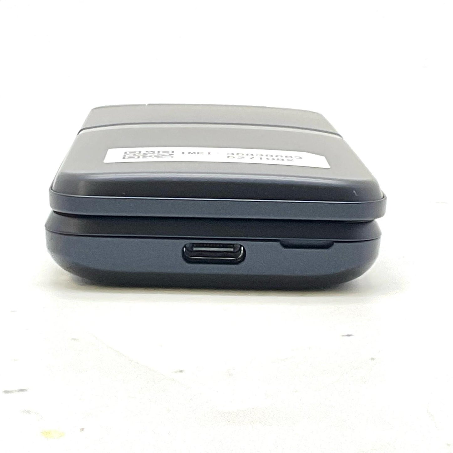 【全額返金保証】【最速発送】 DIGNO ケータイ 8GB ブラック系 docomo KY-42C 白ロム 新品未開封 即納OK