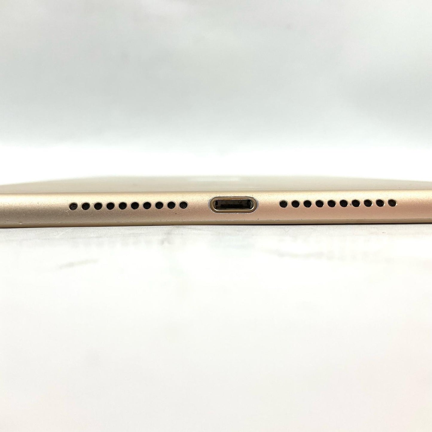 【最速発送】Apple iPad iPad mini 4 Wi-Fi + Cellular 128GB Gold au 白ロム【難有】