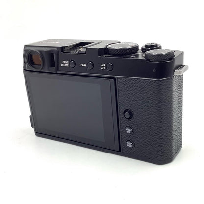【全額返金保証】【最速発送】FUJIFILM デジタル一眼 X-E4 ボディ [ブラック] 美品 動作確認済