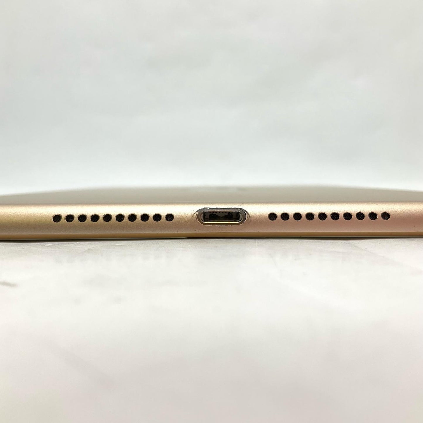【全額返金保証】【最速発送】Apple iPad mini 7.9インチ 第4世代 128GB ゴールド WiFi+Cellular SIMフリー 白ロム 美品 動作確認済