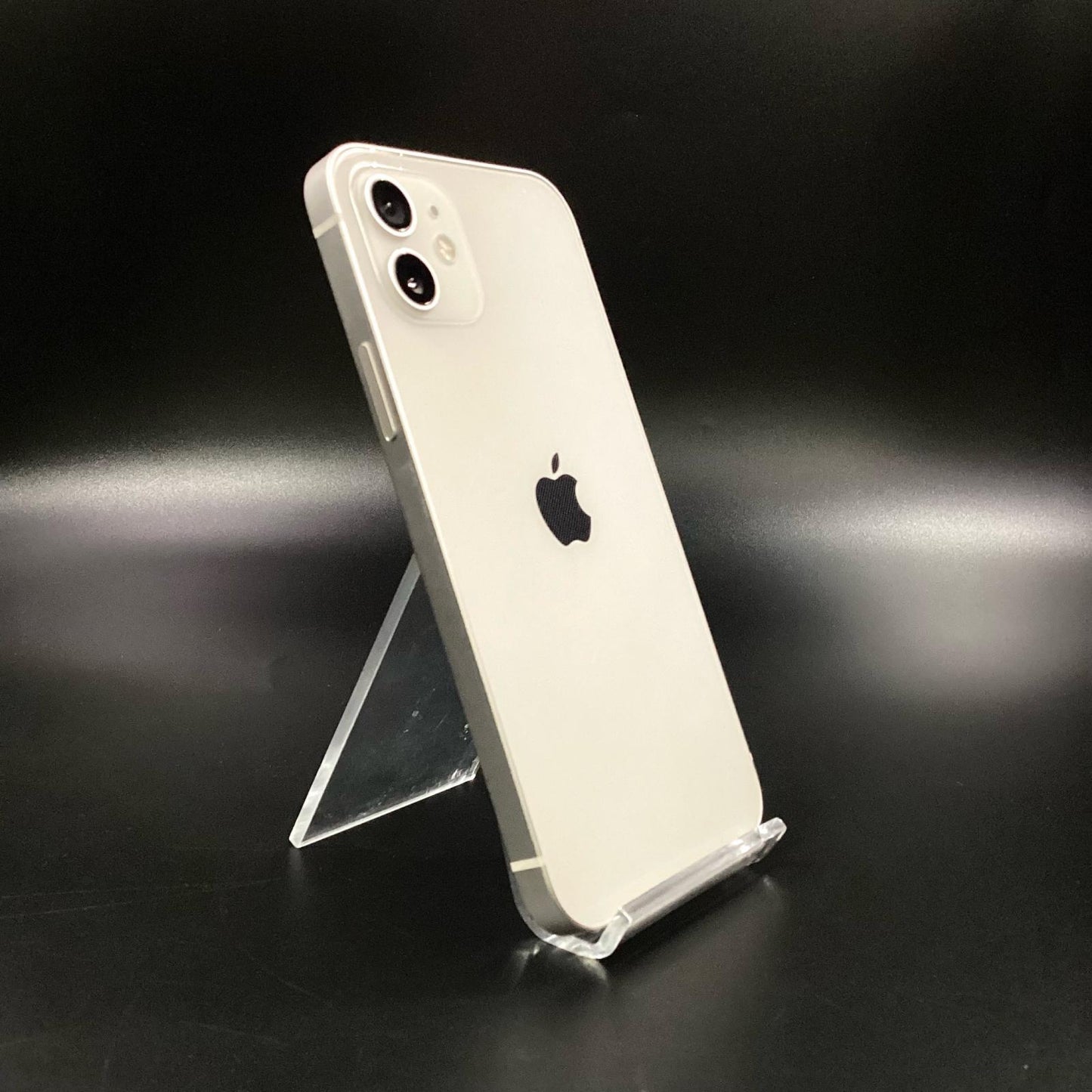 【全額返金保証】【最速発送】Apple iPhone iPhone 12 64GB ホワイト docomo 白ロム 動作確認済 79%