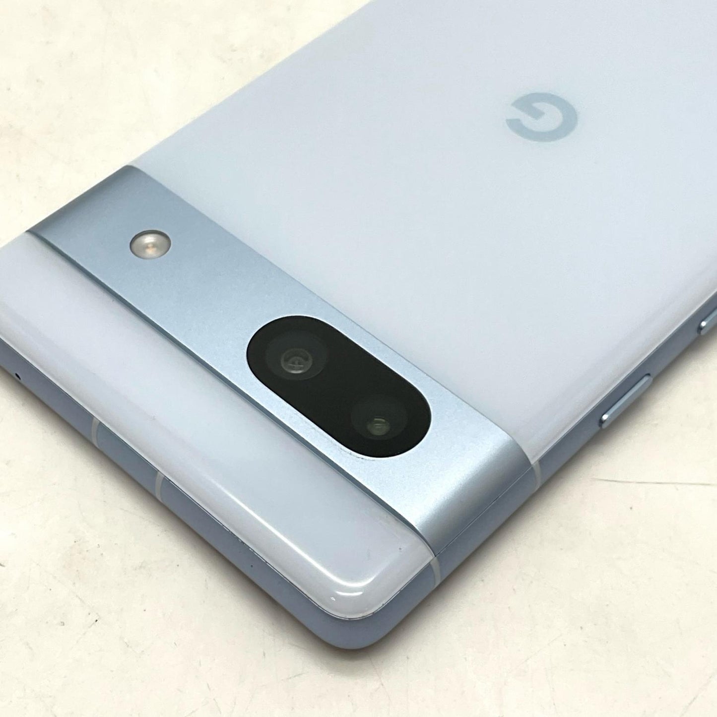 【全額返金保証】【最速発送】Google Pixel 7a 128GB Sea au G82U8 白ロム 美品 動作確認済