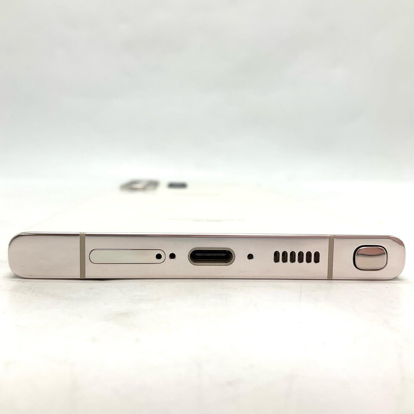 【全額返金保証】【最速発送】SAMSUNG Galaxy S23 Ultra 256GB クリーム docomo SC-52D 白ロム 超美品 動作確認済