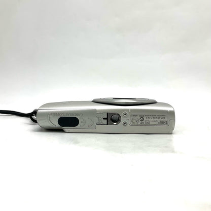 【全額返金保証】【最速発送】Canon コンパクトデジタルカメラ IXY 600F［シルバー] 美品 動作確認済