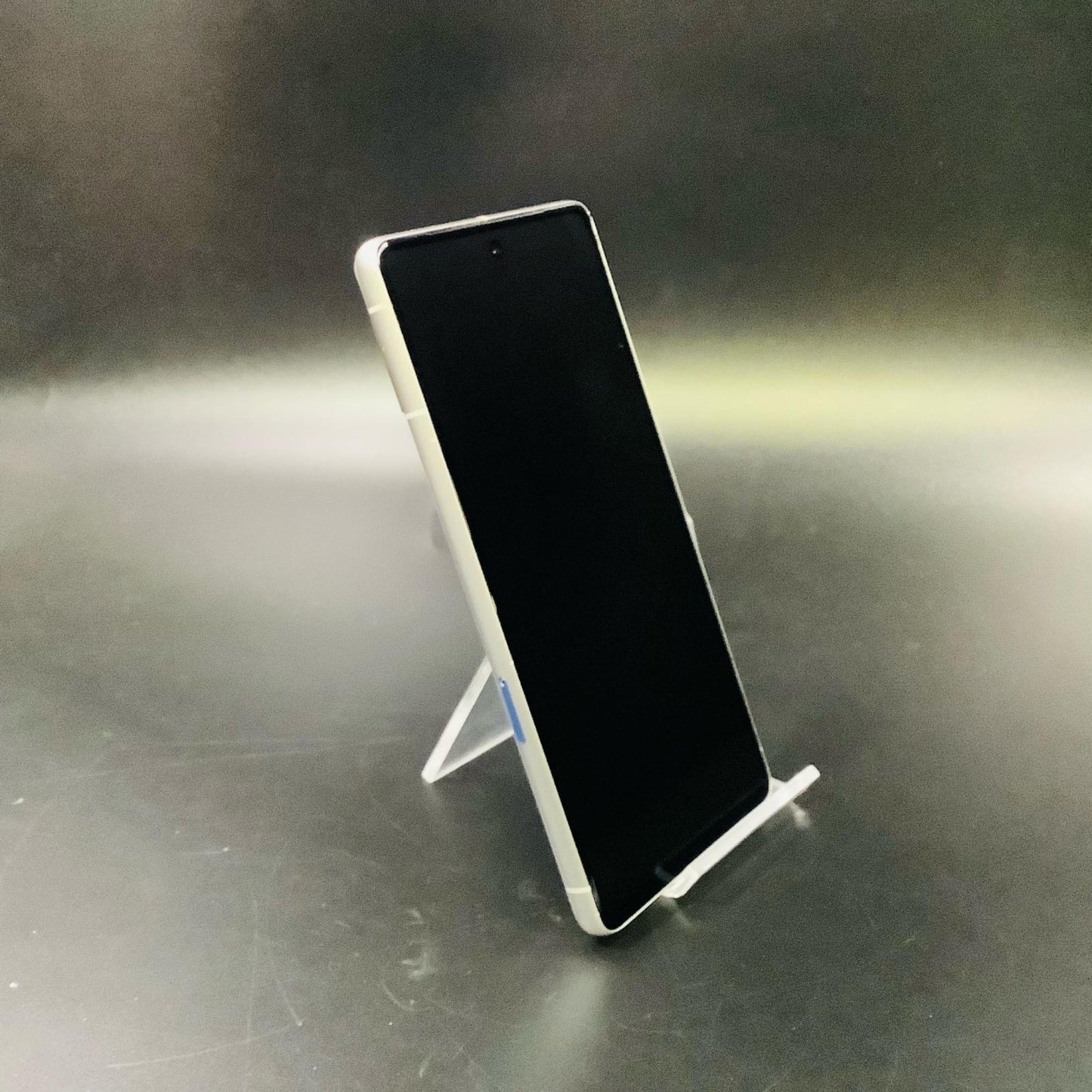 【最速発送】Google Pixel 7 128GB Snow au G03Z5【難有】