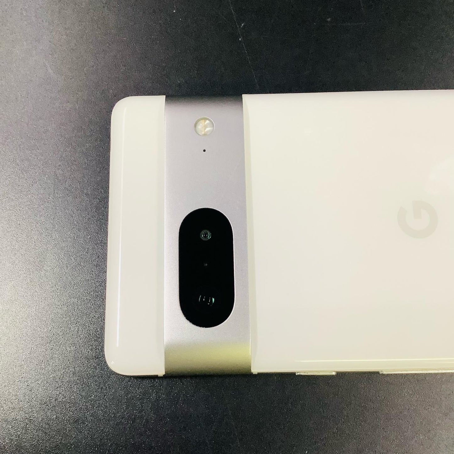 【最速発送】Google Pixel 7 128GB Snow au G03Z5【難有】