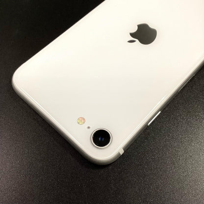 【全額返金保証】【最速発送】Apple iPhone iPhone SE（第2世代） 64GB ホワイト SIMフリー 白ロム 動作確認済 81%