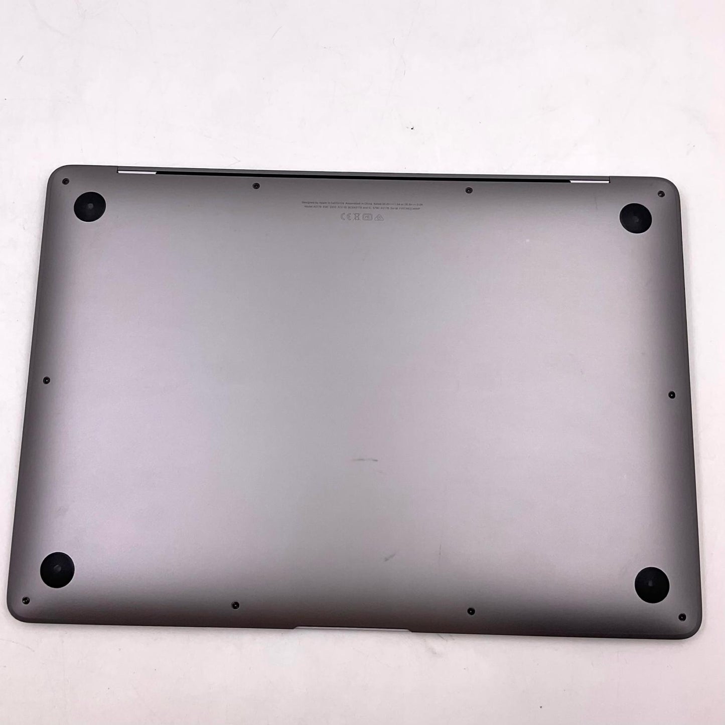 【全額返金保証】【最速発送】Apple MacBook Air 13インチ 2022 1.1 GHz デュアルコア Intel core i3 8GB 256GB スペースグレイ 動作確認済