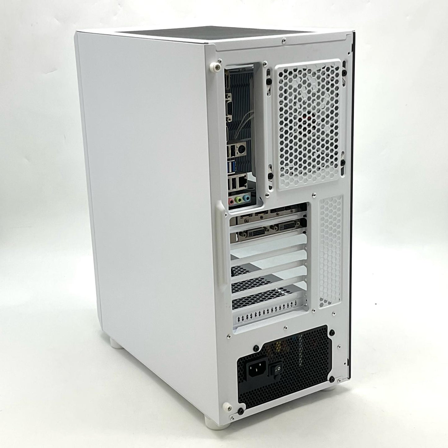 【全額返金保証】【最速発送】自作PC 自作デスクトップpc intel core i3-12100F 16GB M.2 SSD 1TB NVIDIA GeForce GTX 980Ti 動作確認済