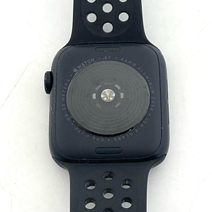 【全額返金保証】【最速発送】Apple Watch SE 第2世代 アルミニウム 44mm 白ロム 84% 動作確認済