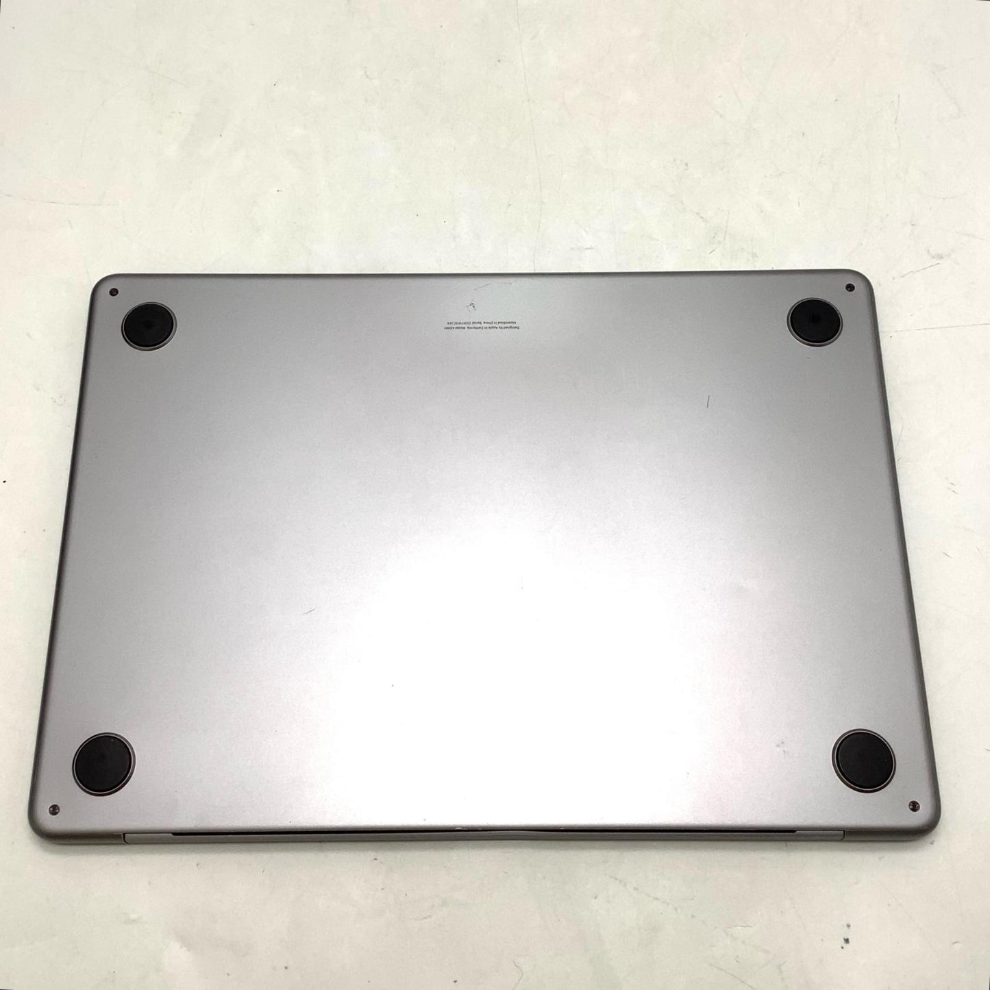 【最速発送】Apple MacBook Air 13インチ 2022 Apple M2 16GB 512GB スペースグレイ 77%【難有】