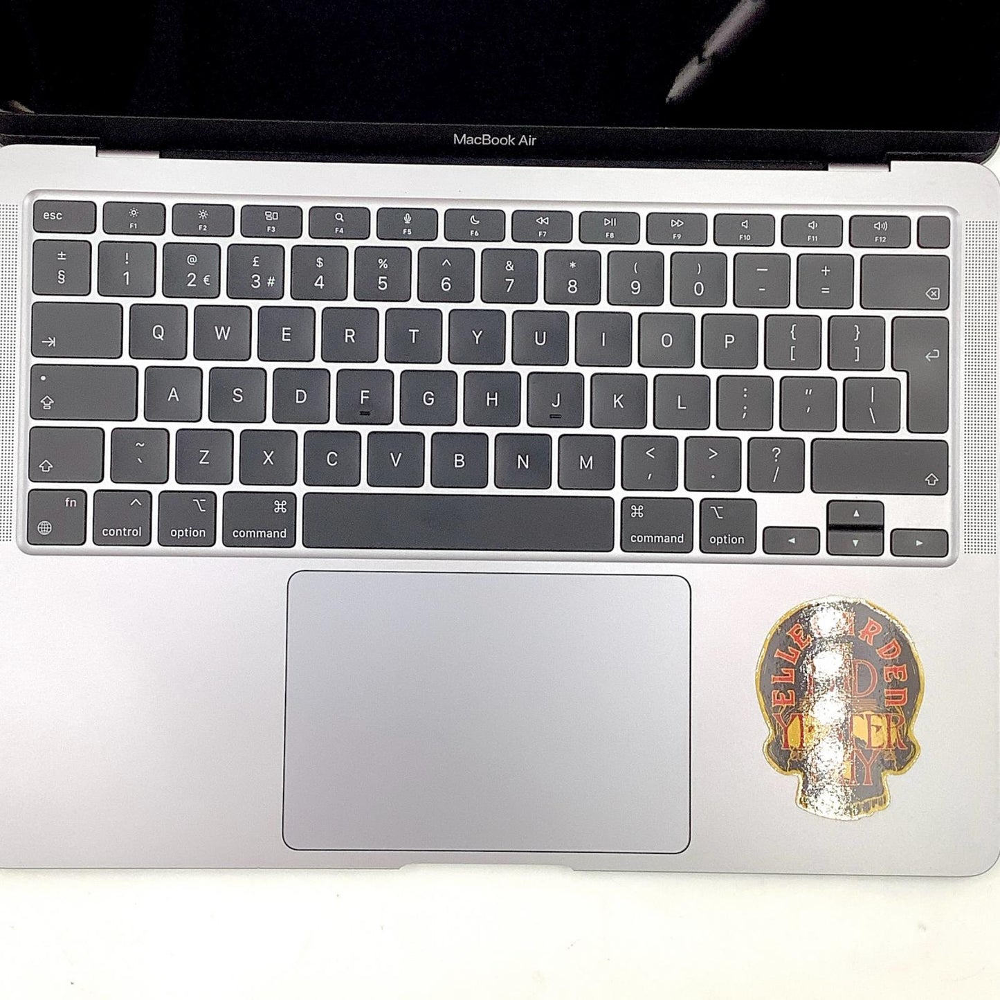 【全額返金保証】【最速発送】Apple MacBook Air 13.3インチ 2020 Apple M1 8GB 256GB スペースグレイ 95% 美品 動作確認済