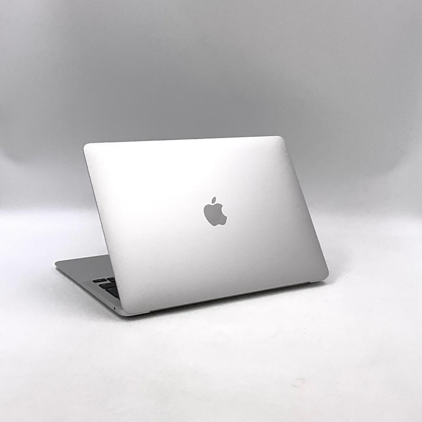 【全額返金保証】【最速発送】Apple MacBook Air 13.3インチ 2020 Apple M1 8GB 256GB シルバー 85% 美品 動作確認済