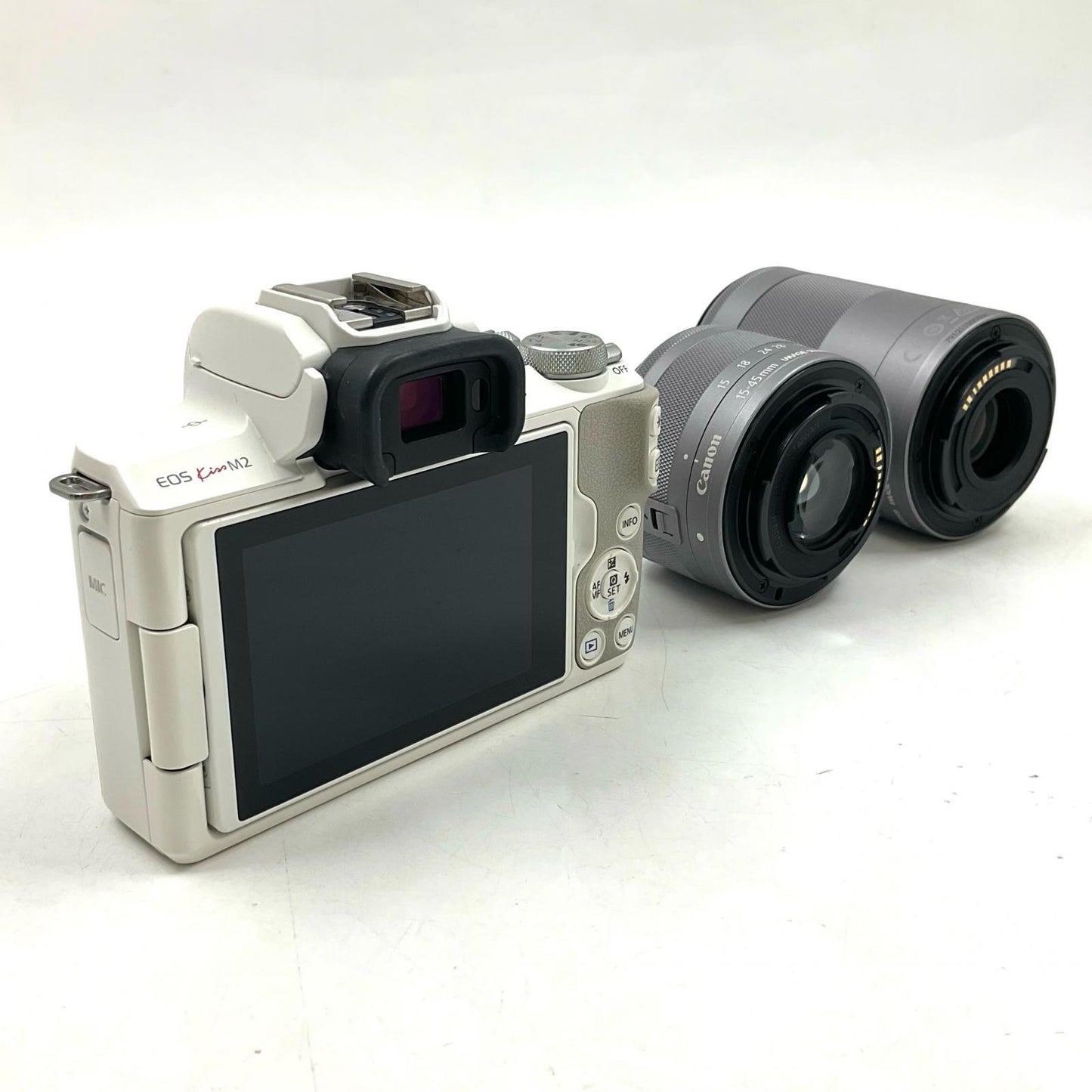 【全額返金保証】【最速発送】Canon デジタル一眼 EOS Kiss M2ダブルズームキット ホワイト 美品 動作確認済