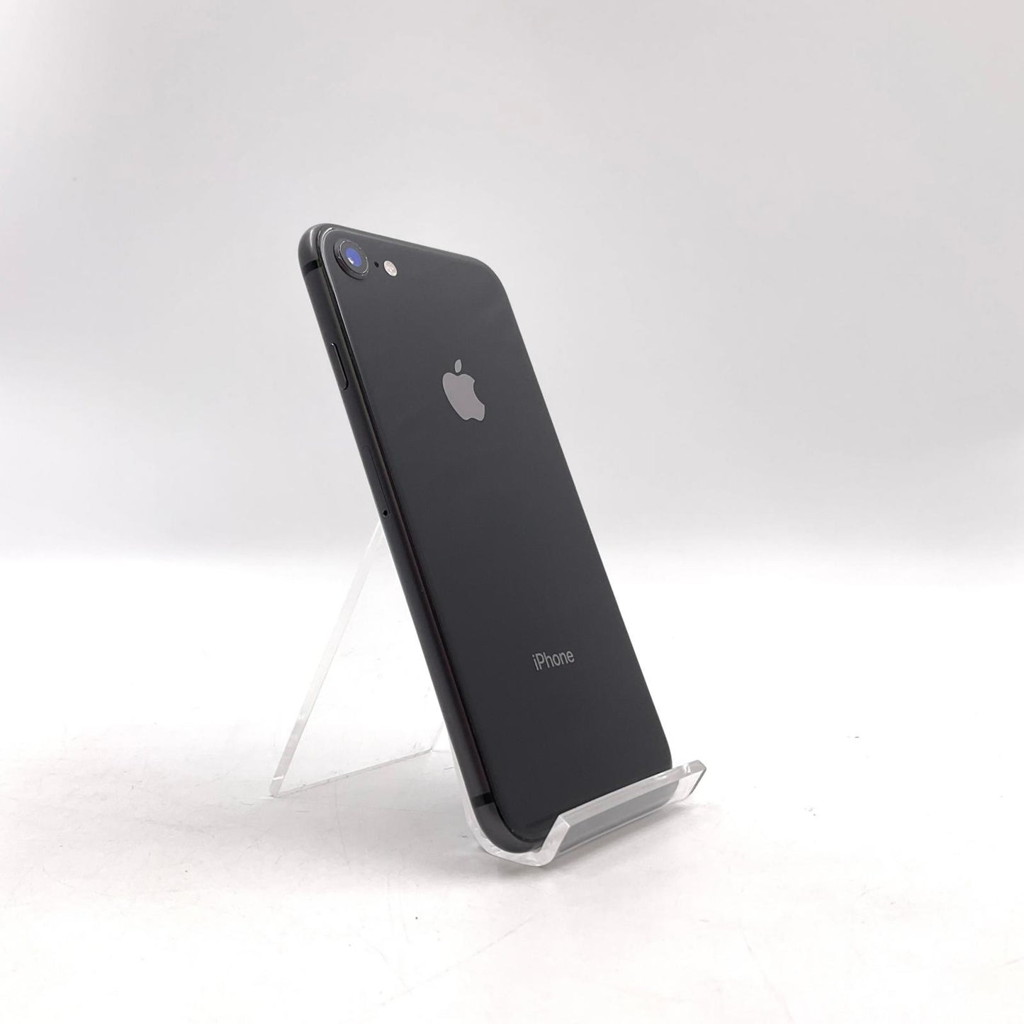 【全額返金保証】【最速発送】Apple iPhone iPhone 8 64GB スペースグレイ docomo 白ロム 動作確認済 77%
