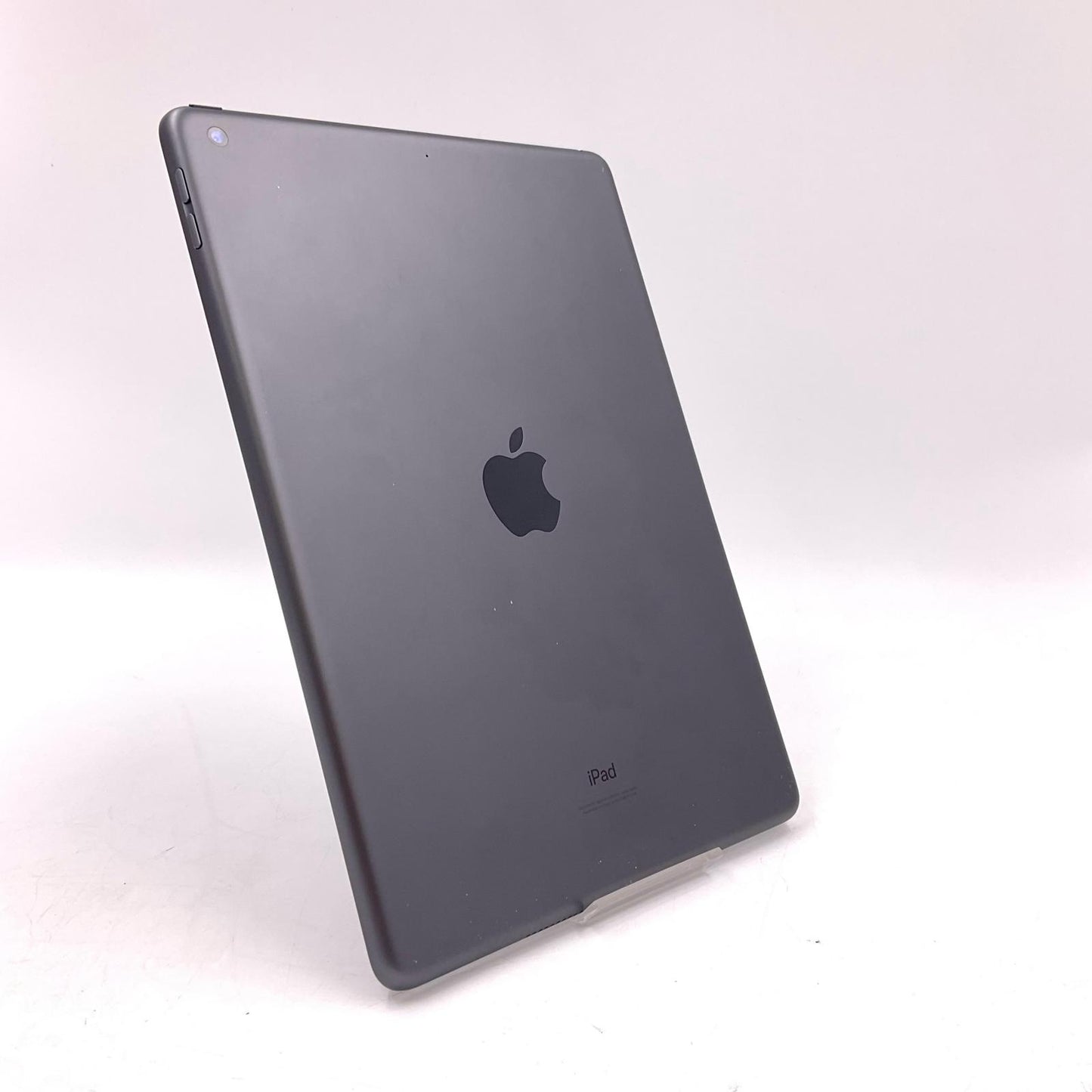 【全額返金保証】【最速発送】Apple iPad iPad 10.2インチ 第9世代 64GB スペースグレイ Wi-Fi 動作確認済