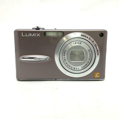 【全額返金保証】【最速発送】Panasonic コンパクトデジタルカメラ LUMIX DMC-FX30 動作確認済