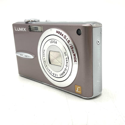 【全額返金保証】【最速発送】Panasonic コンパクトデジタルカメラ LUMIX DMC-FX30 動作確認済