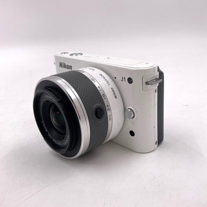 【全額返金保証】【最速発送】Nikon デジタル一眼 1 J1 標準ズームレンズキット ホワイト 動作確認済