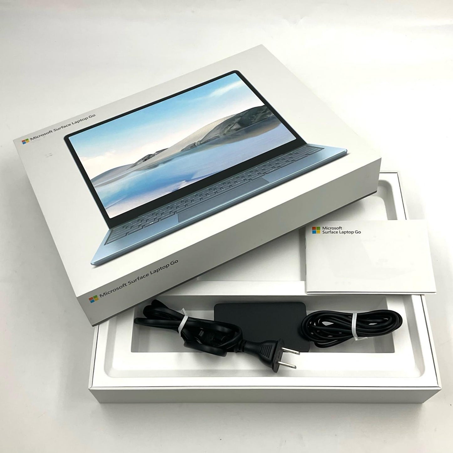 【全額返金保証】【最速発送】Microsoft Surface Laptop Go THH-00034 MODEL:1943 Intel(R) Core(TM) i5-1035G1 CPU @ 1.00GHz 8GB M.2 SSD 128GB 92.7% 美品 動作確認済