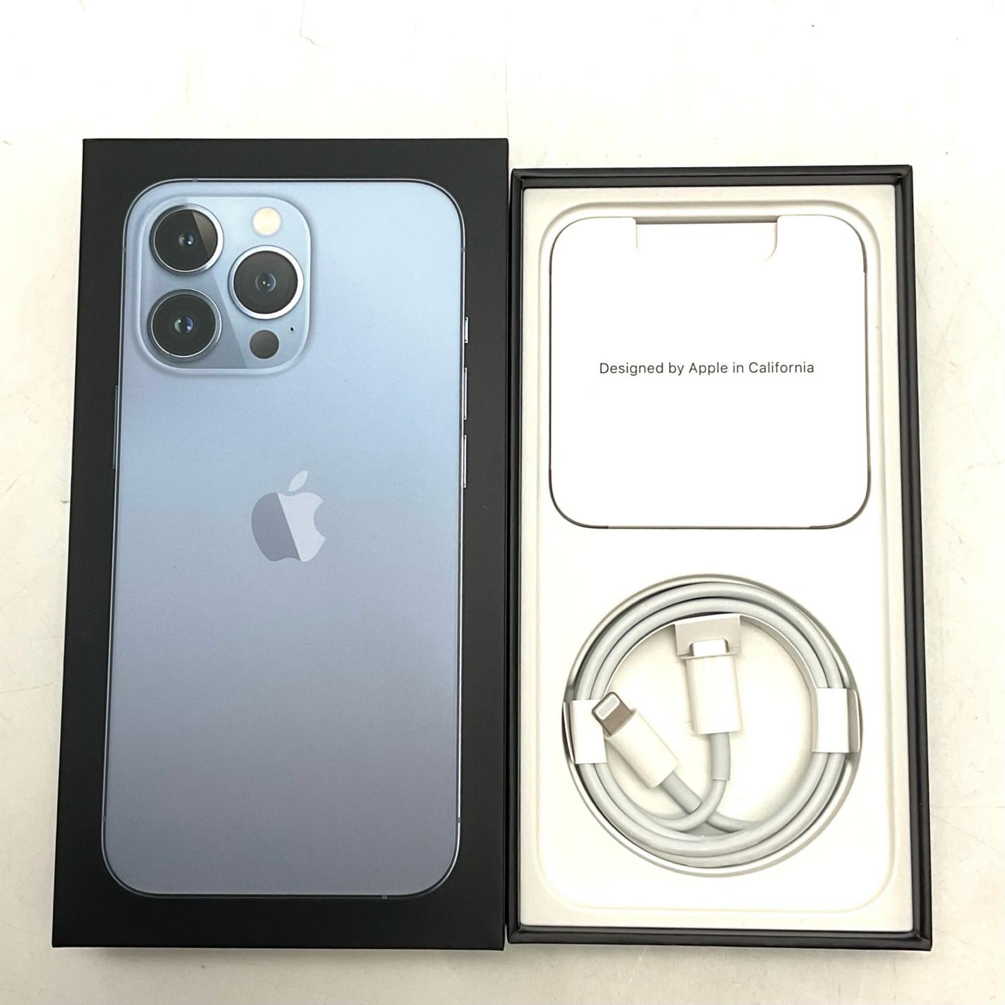 【全額返金保証】【最速発送】Apple iPhone iPhone 13 Pro 256GB シエラブルー au 白ロム 美品 動作確認済 81%