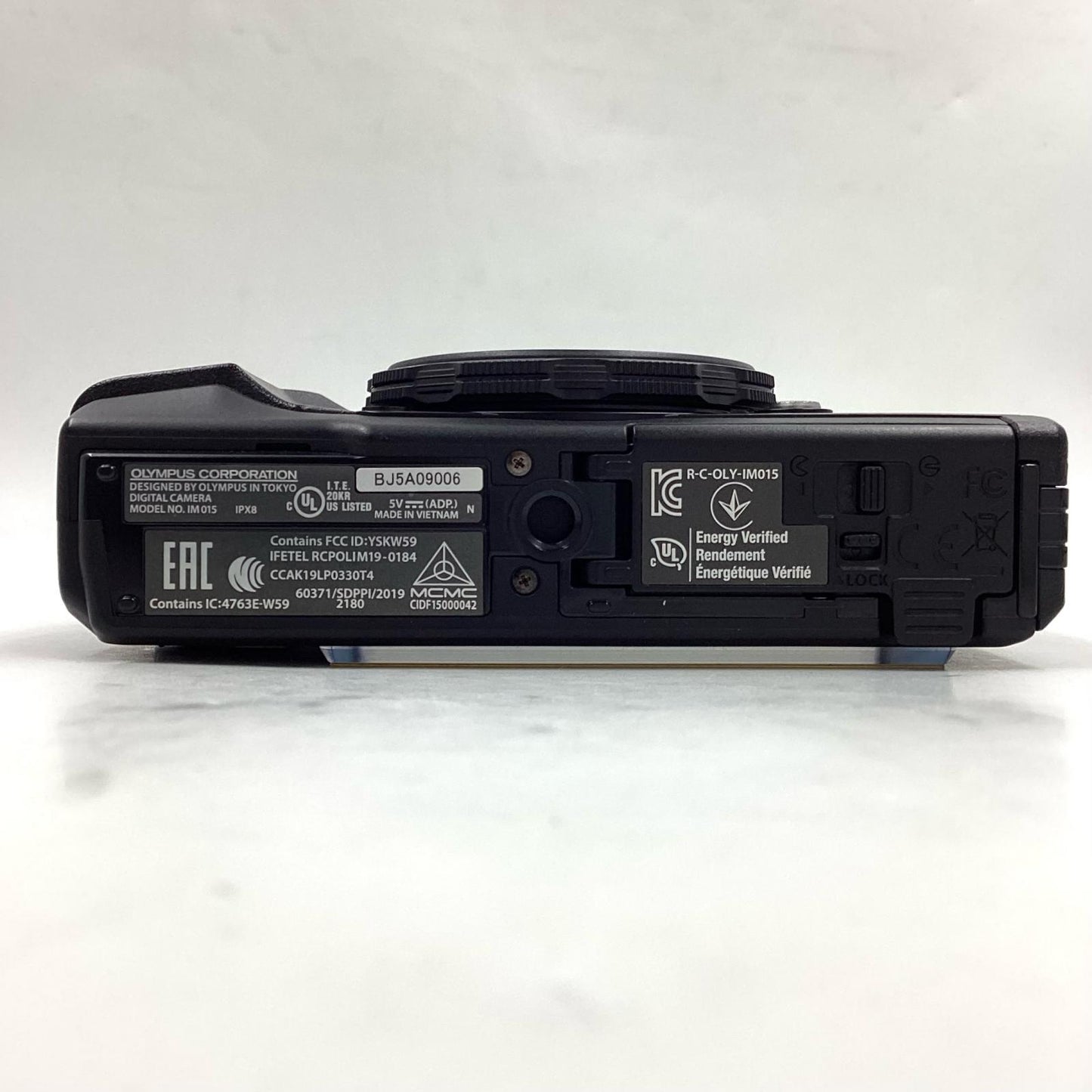 【全額返金保証】【最速発送】OLYMPUS コンパクトデジタルカメラ Tough TG-6 美品 動作確認済