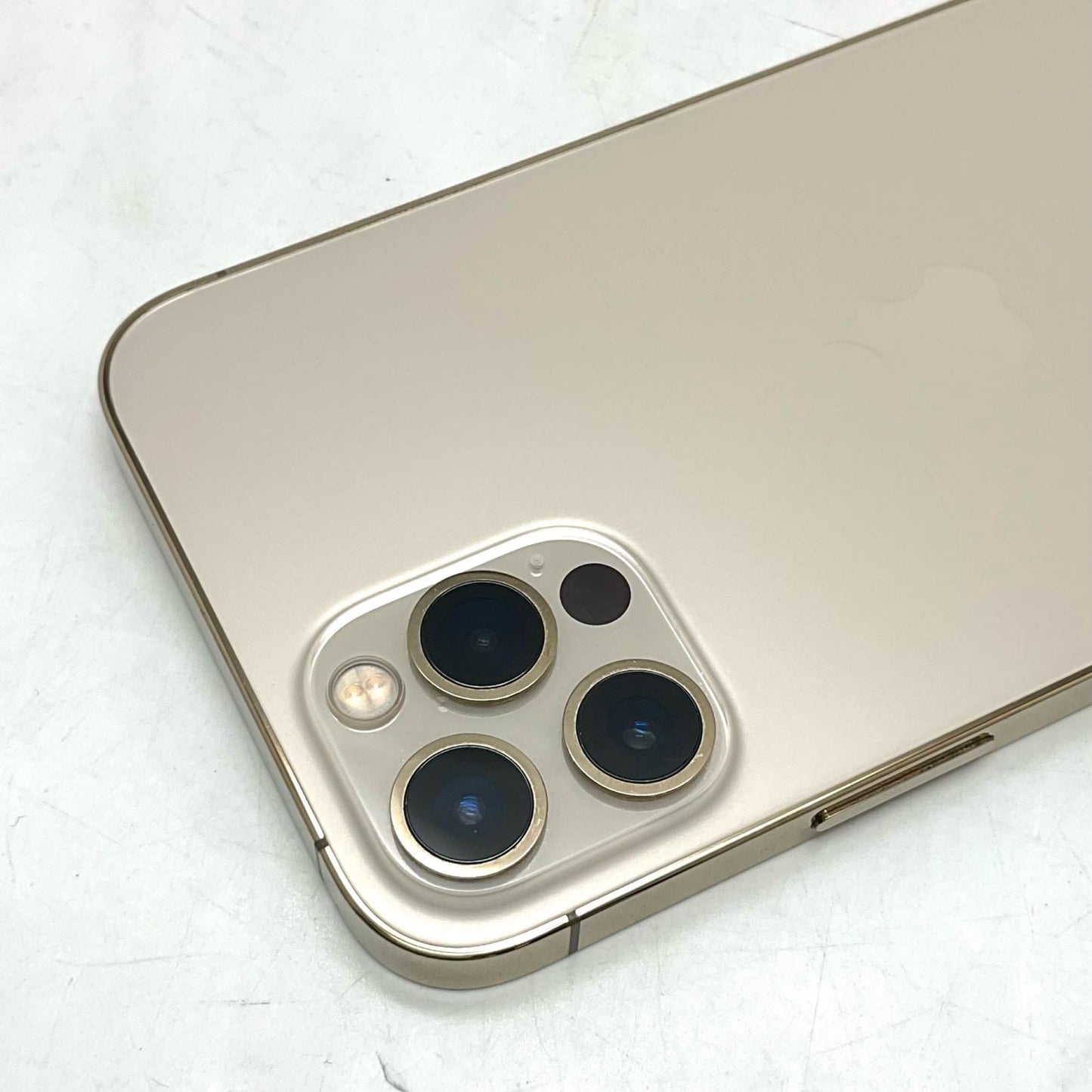 【全額返金保証】【最速発送】Apple iPhone iPhone Pro 12 Pro 128GB ゴールド au SIMフリー 白ロム 動作確認済 78%