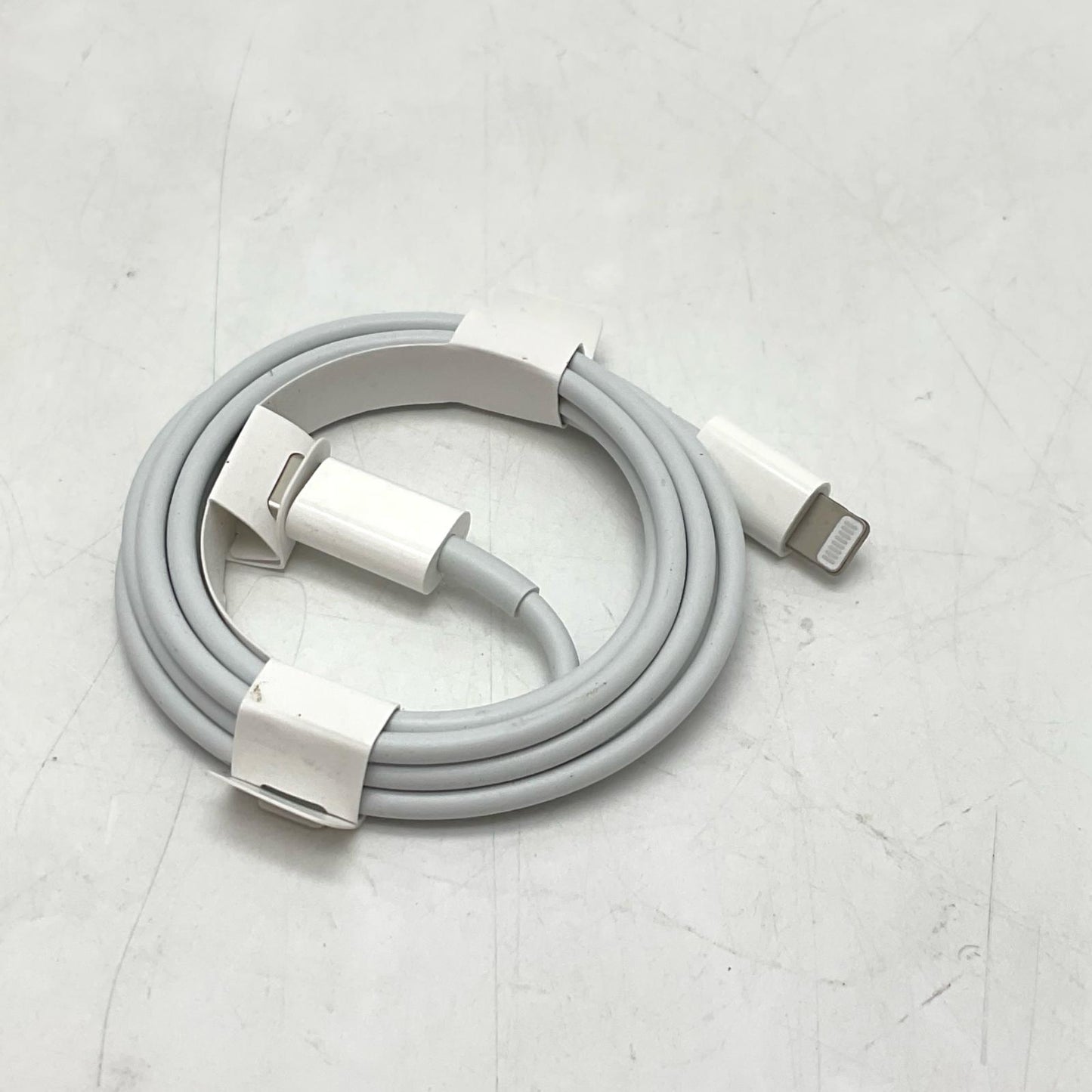 【全額返金保証】【最速発送】Apple iPhone iPhone SE（第3世代） 128GB ミッドナイト docomo 白ロム 美品 動作確認済 100%