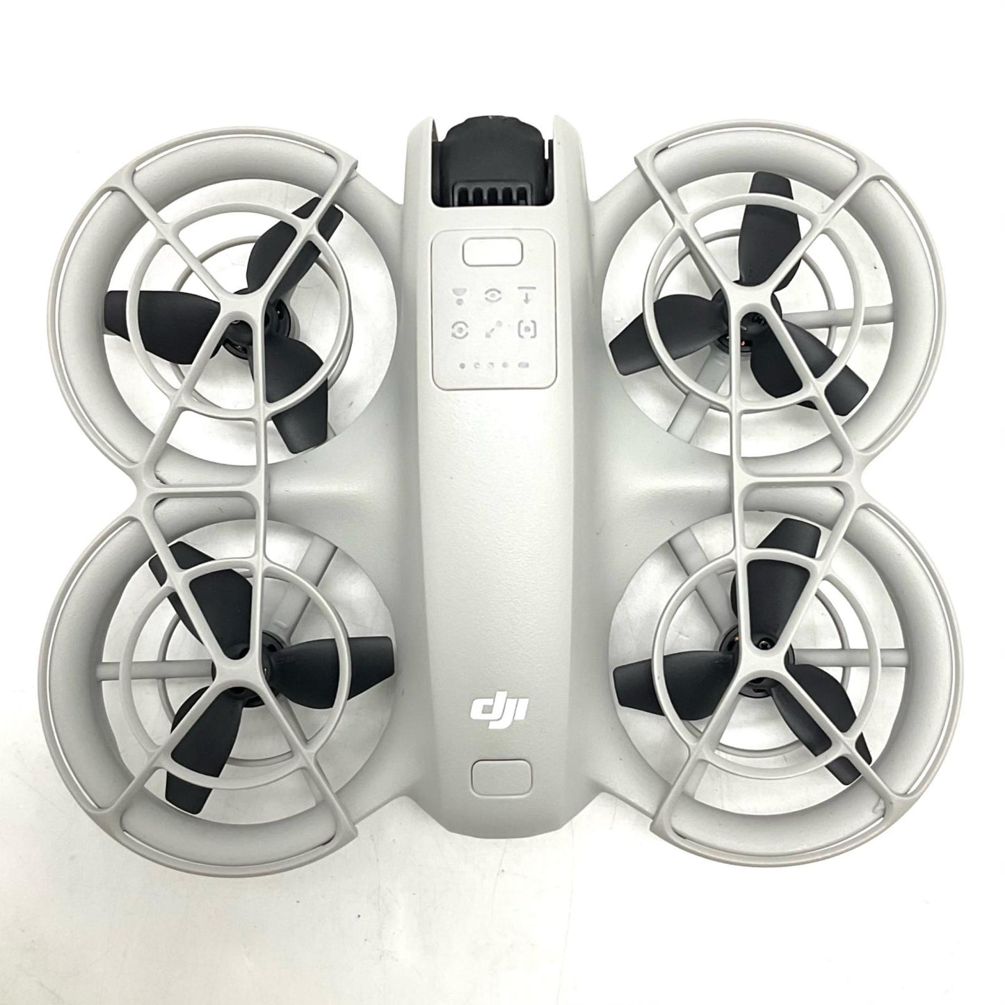 【全額返金保証】【最速発送】DJI Neo 美品 動作確認済