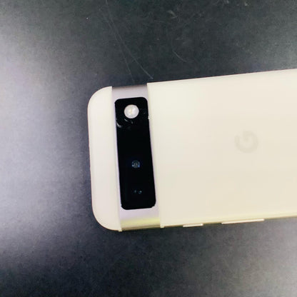 【全額返金保証】【最速発送】Google Pixel 8a 128GB Porcelain docomo G576D 白ロム 美品 動作確認済