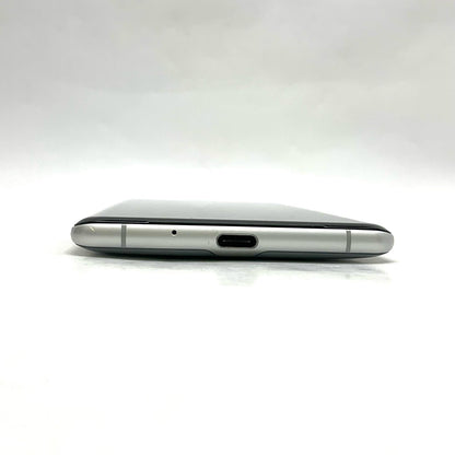 【全額返金保証】【最速発送】Sony Xperia XZ3 64GB ホワイトシルバー au SOV39 白ロム 動作確認済
