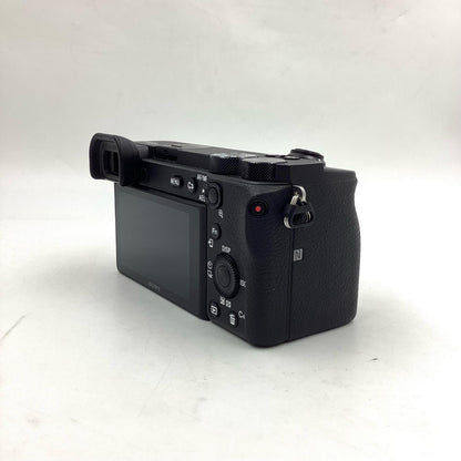 【全額返金保証】【最速発送】Sony デジタル一眼 α6600 ILCE-6600 ボディ ブラック 美品 動作確認済