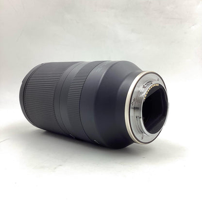 【全額返金保証】【最速発送】TAMRON 70-180mm F/2.8 Di III VXD (Model A056) 美品 動作確認済