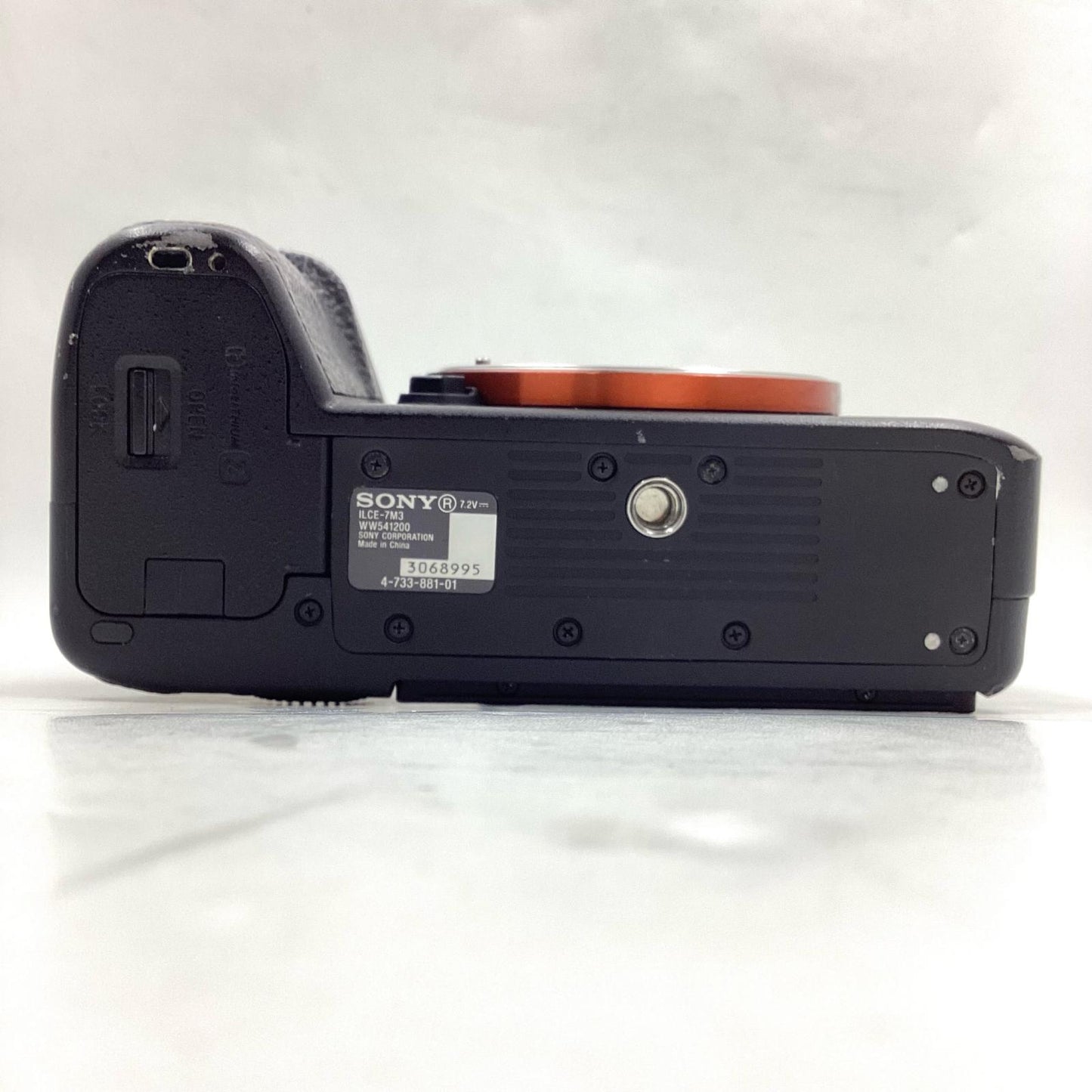 【全額返金保証】【最速発送】Sony デジタル一眼 α7 III ILCE-7M3 ボディ ブラック 動作確認済