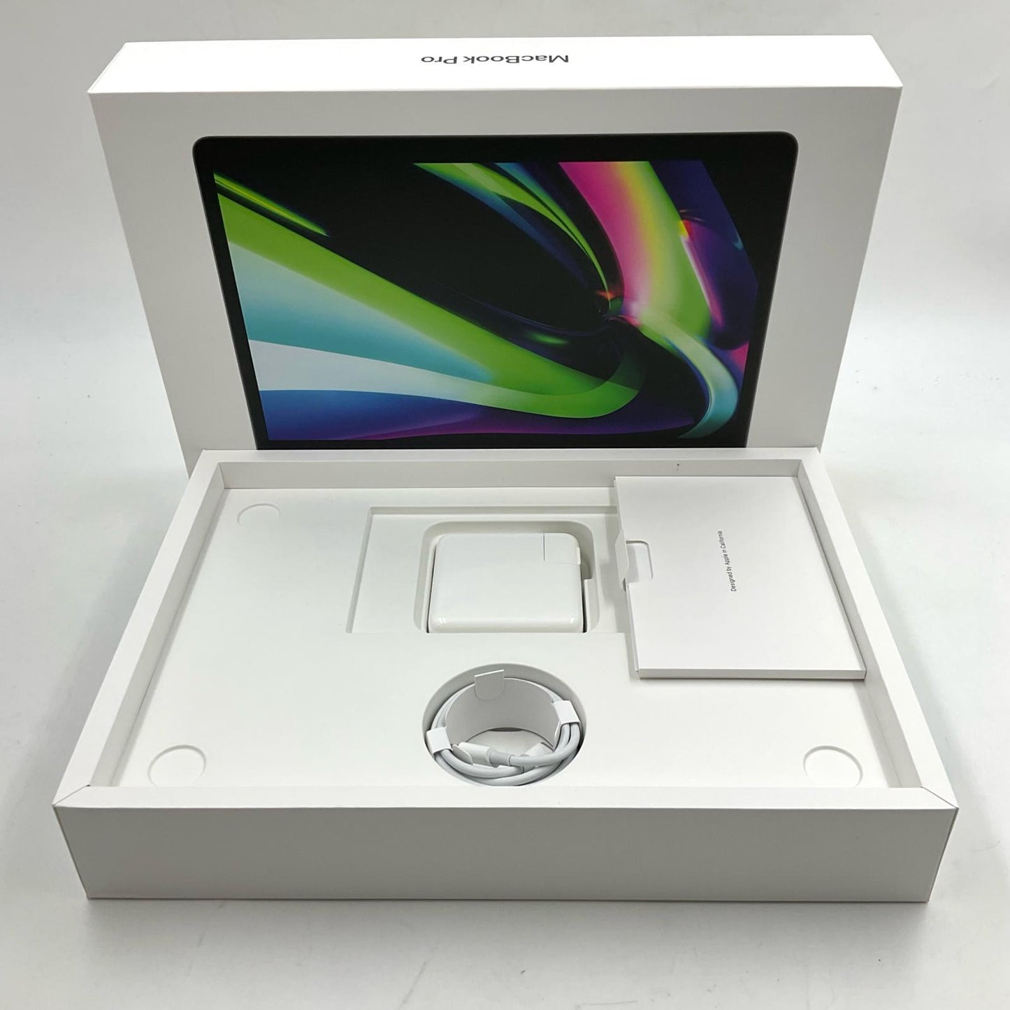 【全額返金保証】【最速発送】Apple MacBook Pro 13.3インチ 2022 Apple M2 8GB 256GB スペースグレイ 100% 美品 動作確認済
