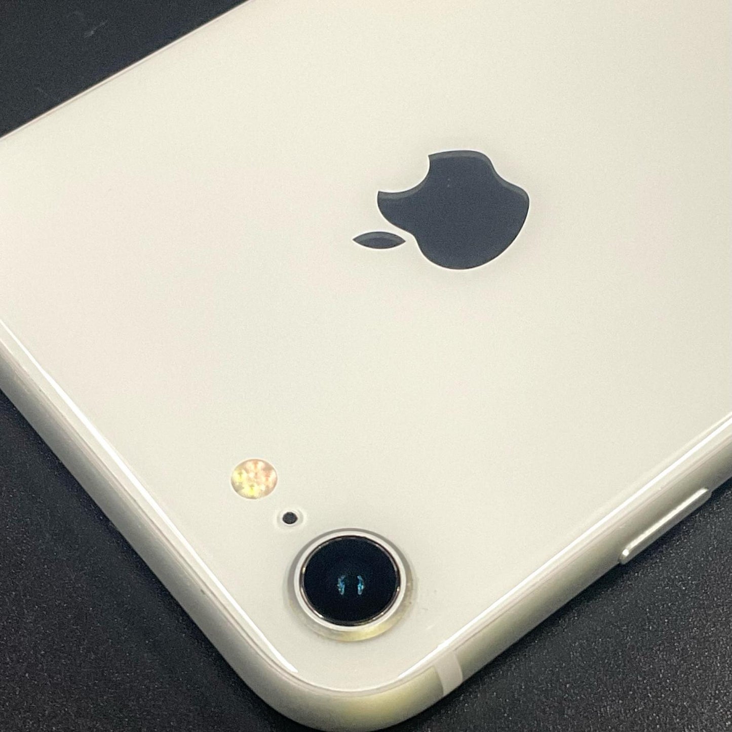 【全額返金保証】【最速発送】Apple iPhone iPhone 8 64GB シルバー Softbank 白ロム 動作確認済 72%