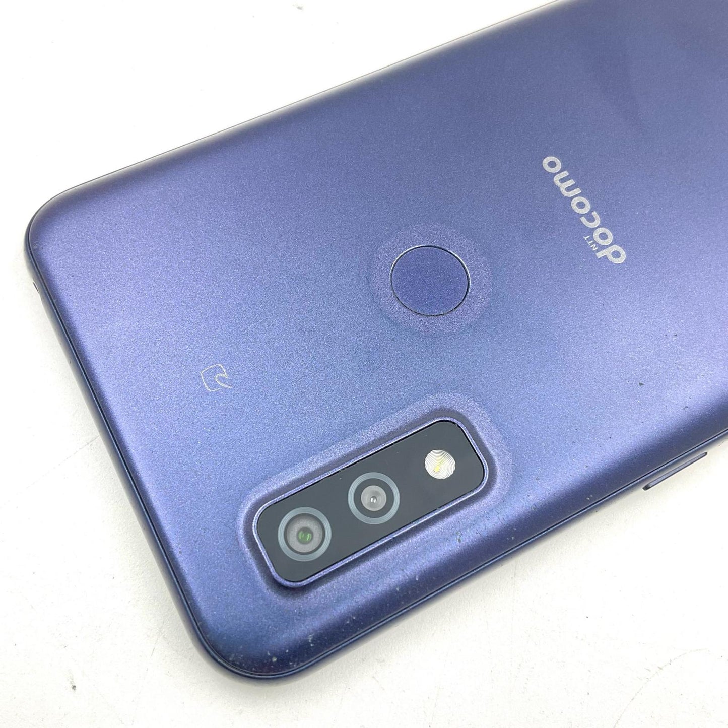 【全額返金保証】【最速発送】富士通 arrows We 64GB ネイビー docomo F-51B 白ロム 動作確認済